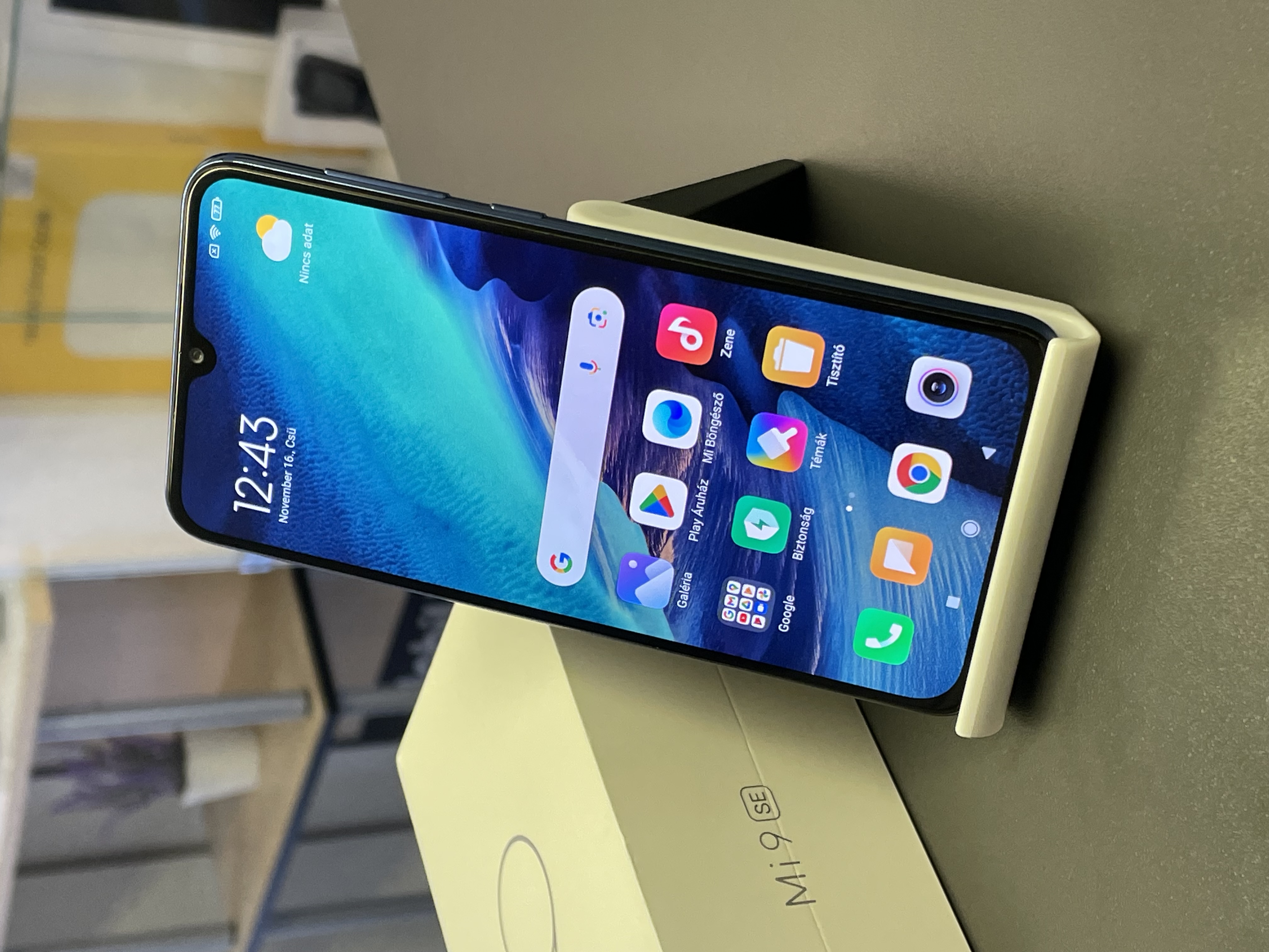 Xiaomi Mi9 SE 6/128GB Dual SIM Független